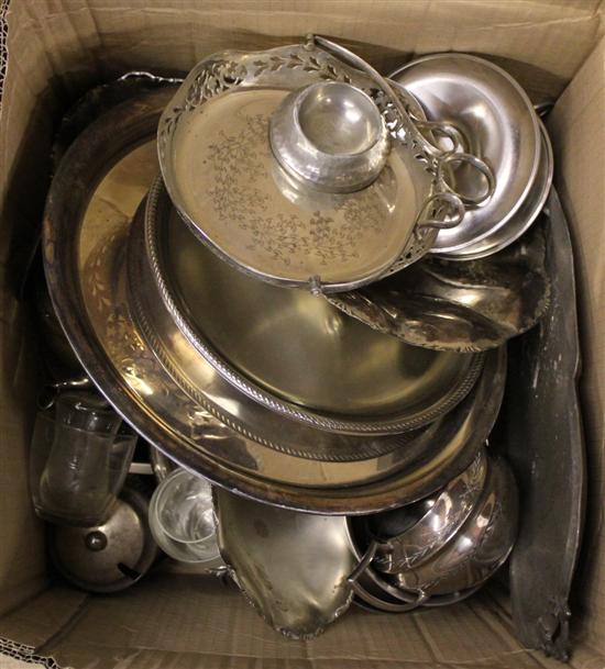 Quantity of plated wares